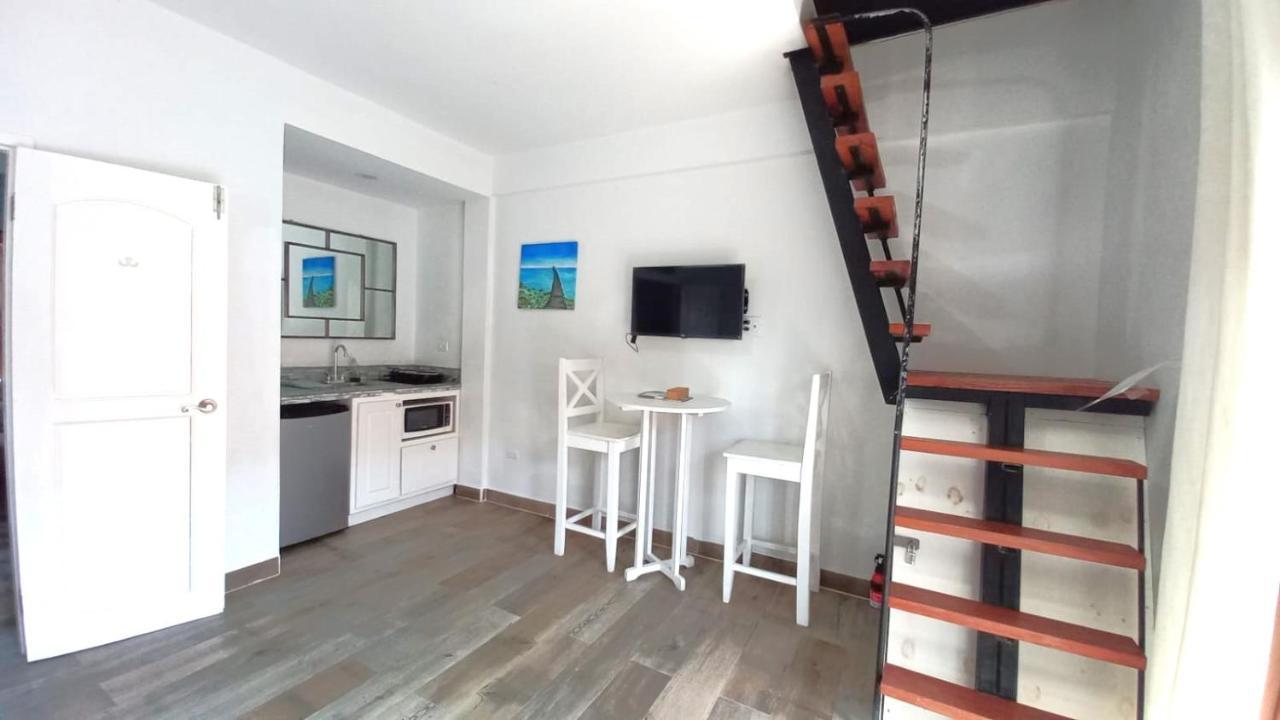 Beach Club Condos At Popeyes Cayo Caulker Exterior foto